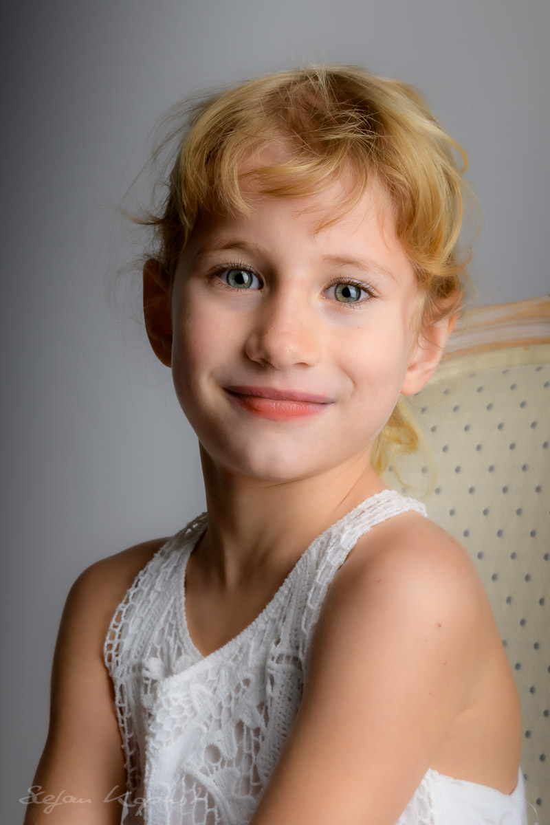Kinder Portrait   Kinder Portrait