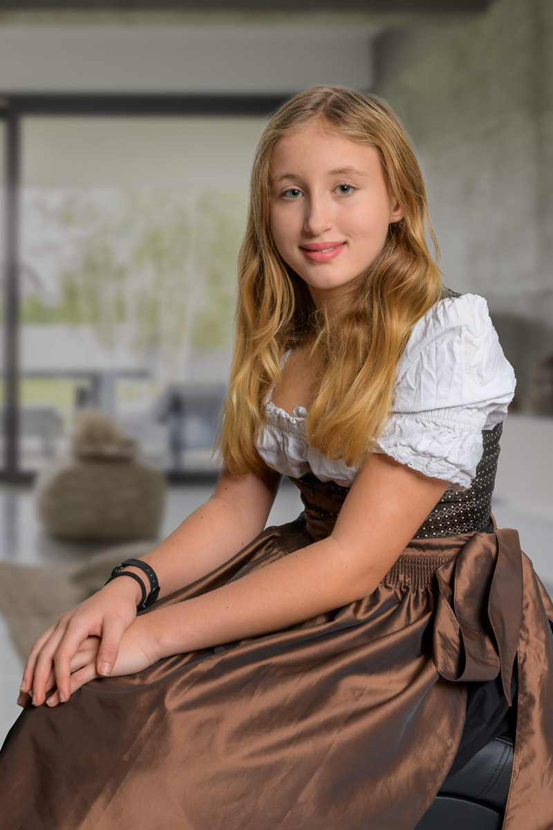 Dirndl   Dirndl
